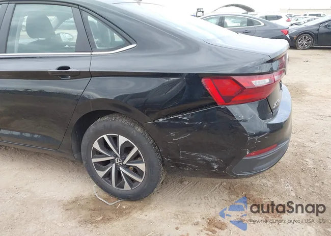 3VW5M7BU2RM072277: 43858963