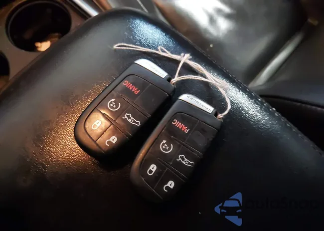 2C3CCACG7CH179600: 43859085