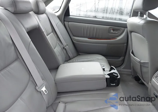 4T1BF28B74U388024: 43859111