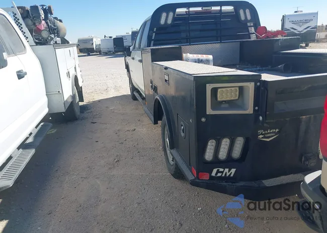 1GB1WLE72NF146905: 43859122