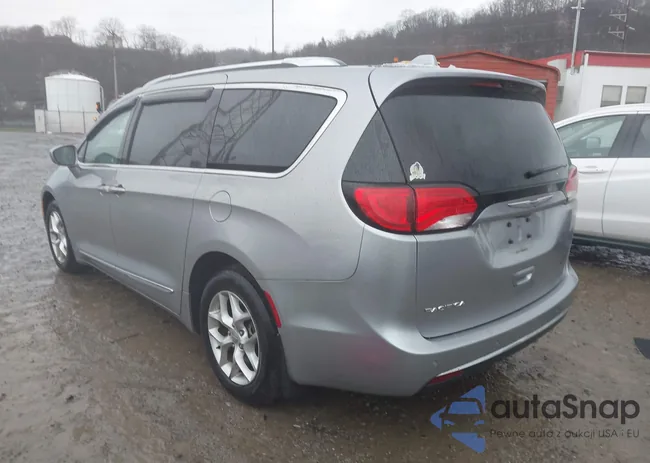 2C4RC1EG4HR652909: 43859133