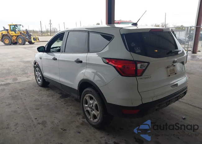 1FMCU0F71KUB26686: 43859295