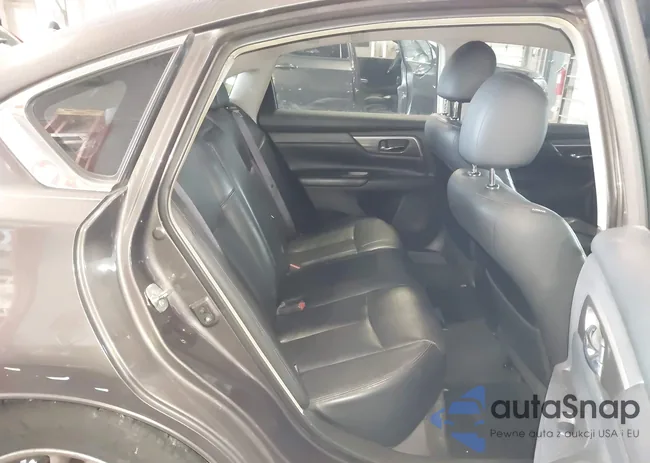 1N4AL3AP5DN550849: 43859444