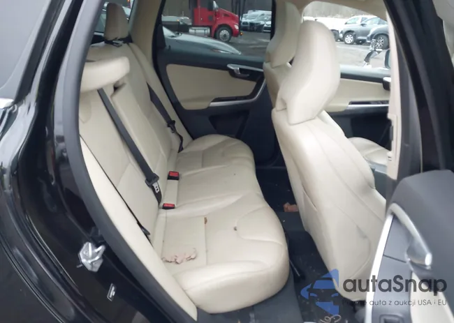 YV449MRR2H2196651: 43858685