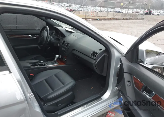 WDDGF8BB2AF487894: 43858733