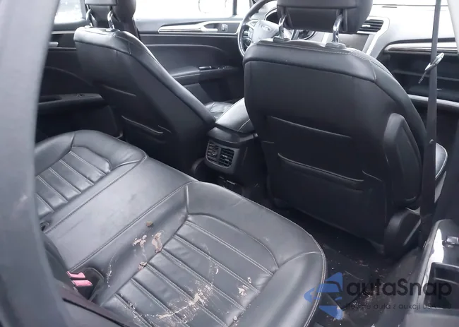 3FA6P0LUXDR177087: 43858752