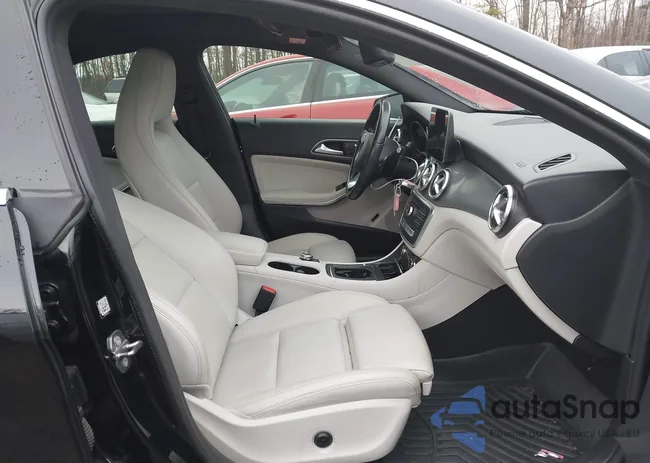 WDDSJ4GB7KN707306: 43858836