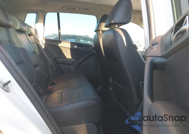 WVGBV7AX2BW503636: 43859891