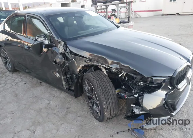 WBA43FJ09TCW43084: 43859900