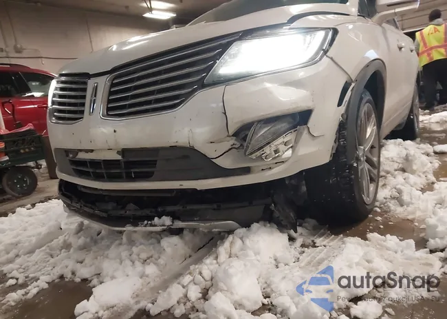 5LMTJ3DH8GUJ23665: 43860080