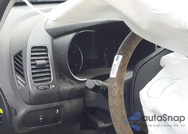 KNAFK5A84H5671561: 43860086