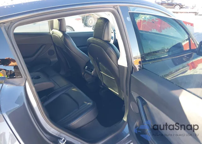 5YJYGDEE8MF209021: 43860285