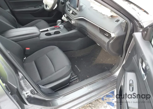 1N4BL4DV6NN314815: 43859557