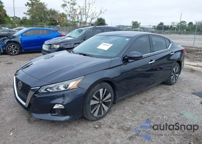 1N4BL4DV3KC138412: 43859567