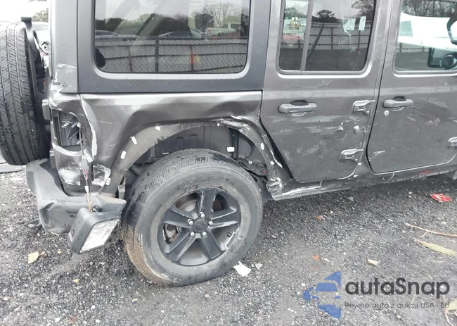 1C4HJXDG3PW531622: 43859647