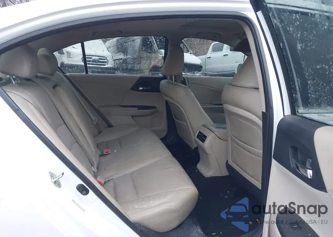 1HGCR3F85EA022564: 43860884