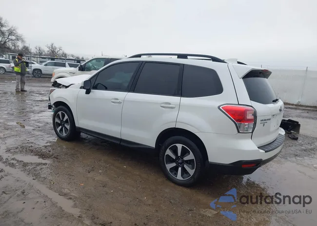 JF2SJAGC2JH558674: 43860895