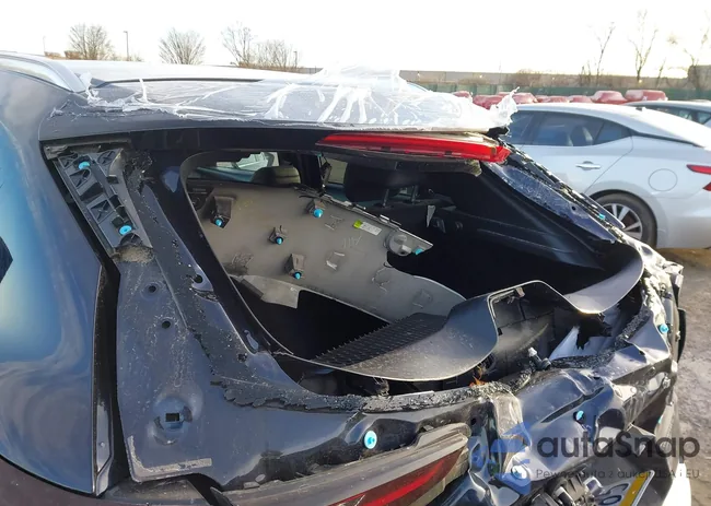 3MVDMBBM3RM704915: 43860971