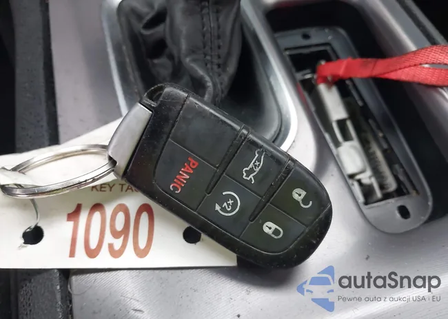 2C3CDXHG1KH684944: 43860997