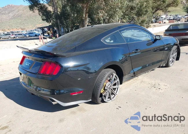 1FA6P8CF8G5224933: 43861133