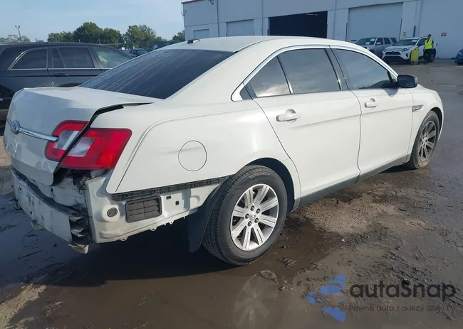 1FAHP2DW0BG174420: 43861148