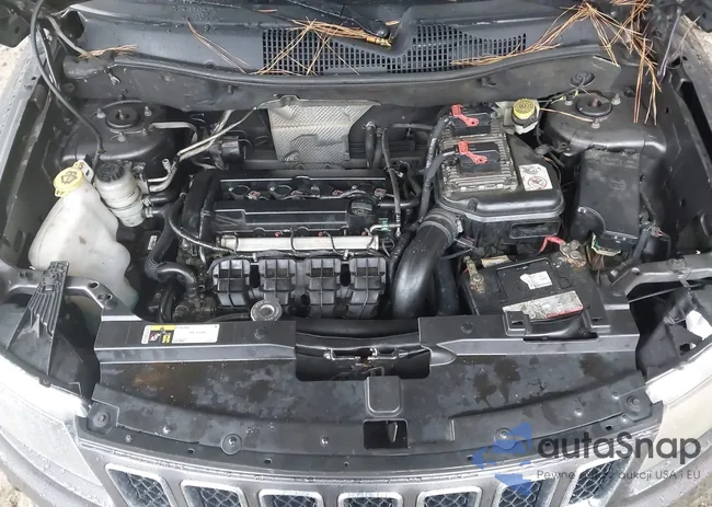 1C4NJCBA8HD147231: 43861205