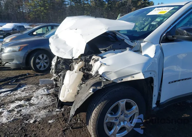 3C4NJDAB0NT214068: 43861319