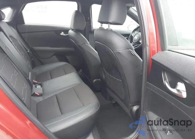 3KPF34AD2LE168647: 43861371