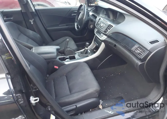 1HGCR2E58DA124067: 43861379