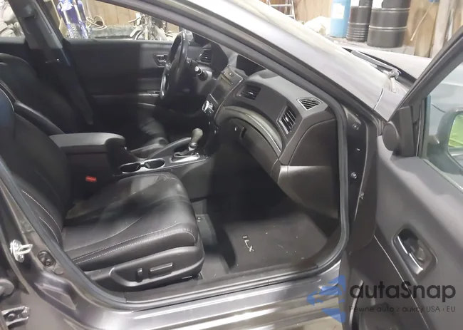 19UDE2F73MA001289: 43861475