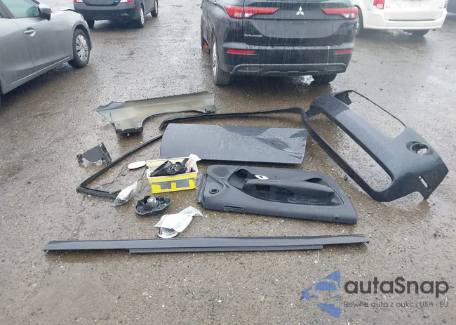 2C3CDZGG0HH610601: 43860488