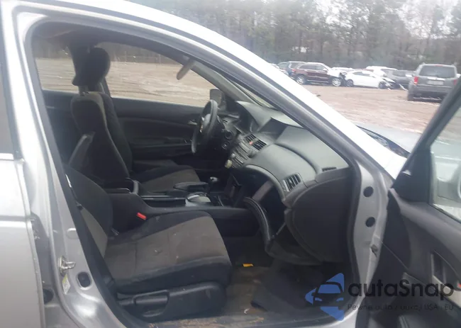 1HGCP2F31AA103513: 43860506