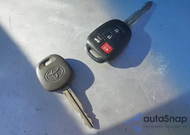 4T1BF1FK9GU576500: 43860518