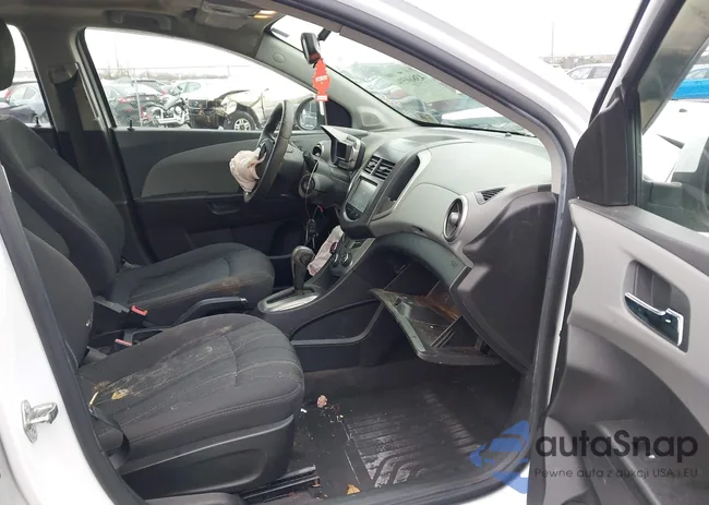 1G1JC6SB9E4173781: 43860594