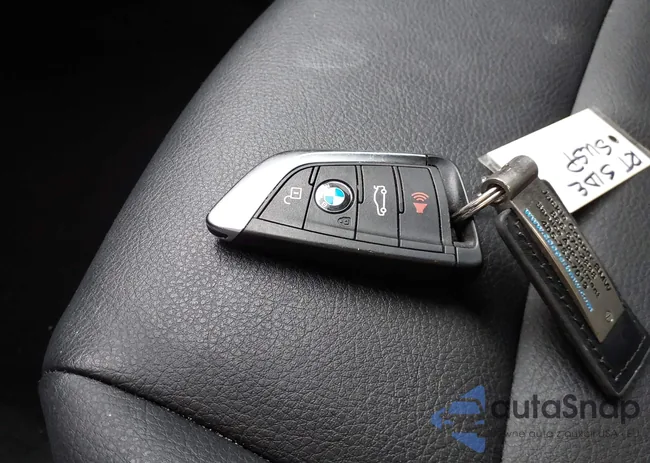 WBXHU7C34J3H42445: 43860642