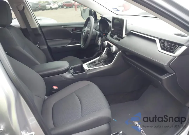 2T3H1RFV5SC327601: 43860725