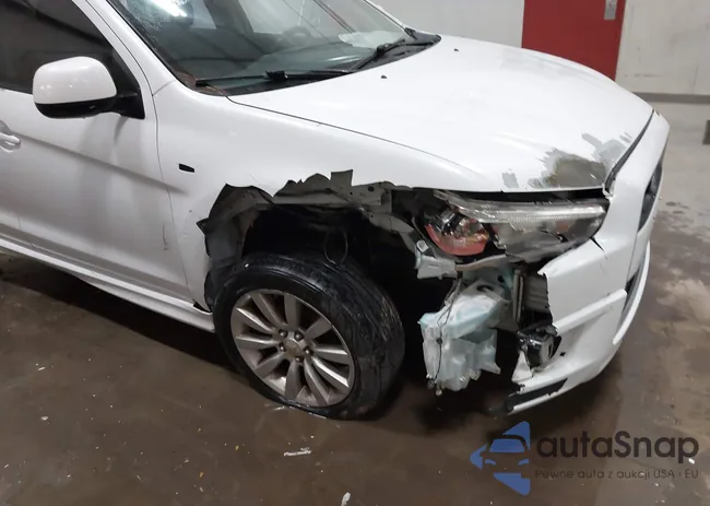 JA4AR4AU2BZ015384: 43860828