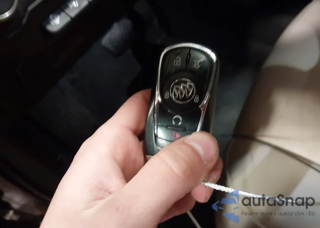 LRBFXFSX7GD174197: 43861968