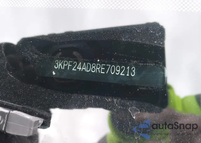 3KPF24AD8RE709213: 43862071