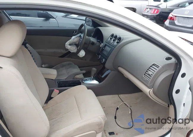 1N4AL2EP1DC223820: 43862159