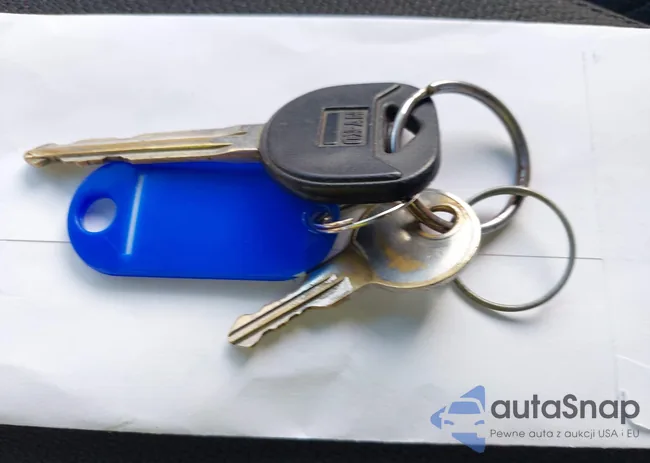 1GCHTCFE4B8111542: 43862363