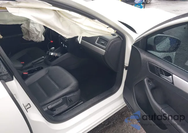 3VWD17AJ6EM443916: 43862406