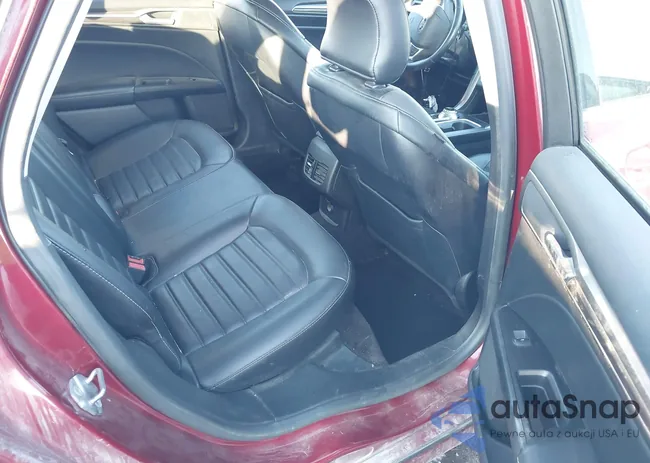 3FA6P0HD1HR311418: 43862447