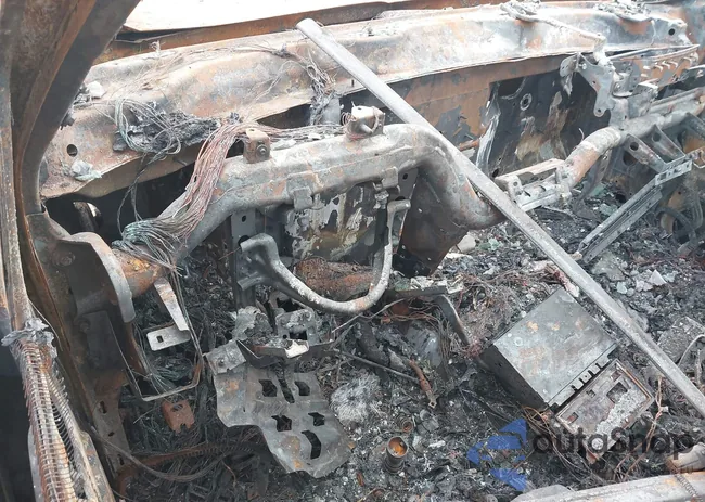 1GKS2MEF0DR372192: 43862479