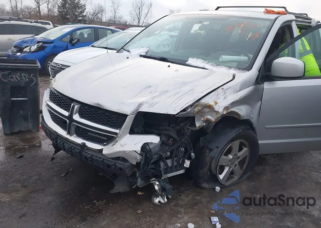 2D4RN3DG8BR739114: 43861566