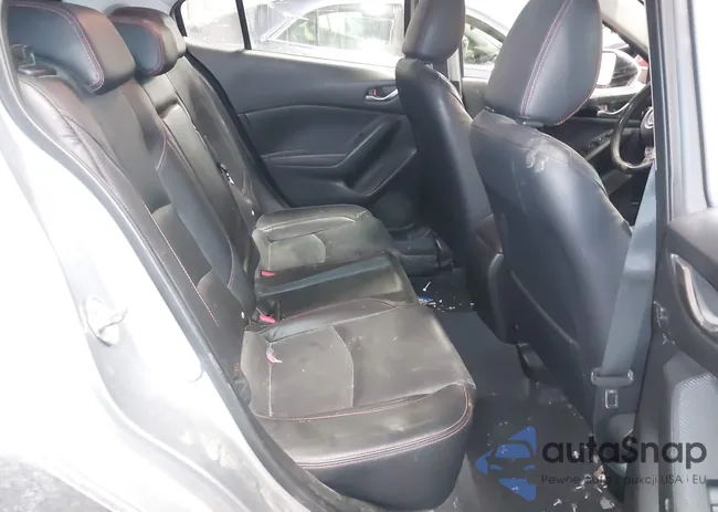 JM1BM1M32F1262449: 43861574