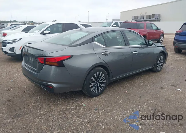 1N4BL4DV2RN385662: 43861604