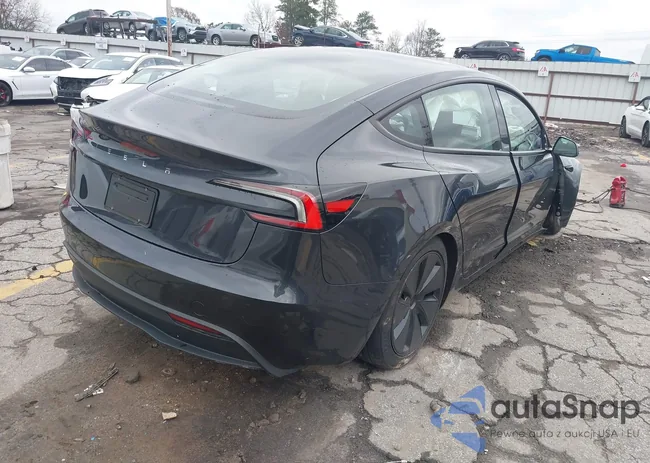 5YJ3E1EA2RF872670: 43861671