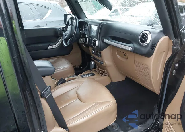 1C4BJWEG4FL732864: 43862932