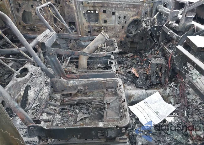 3D7KS28C76G211641: 43862974